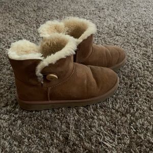 UGG Bailey button mini boots
